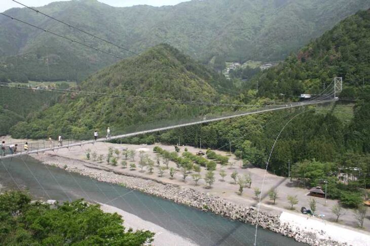 谷瀬の吊り橋