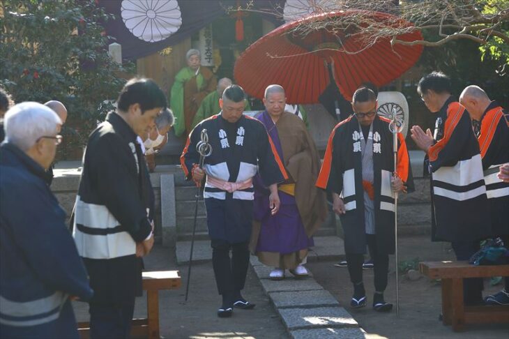 鎌倉市宝戒寺の太子講の様子